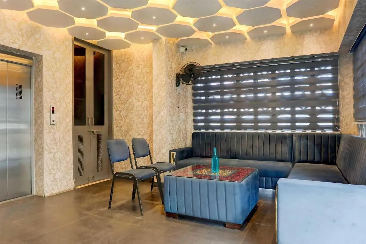 Hotel O Blue Mountain Udaipur